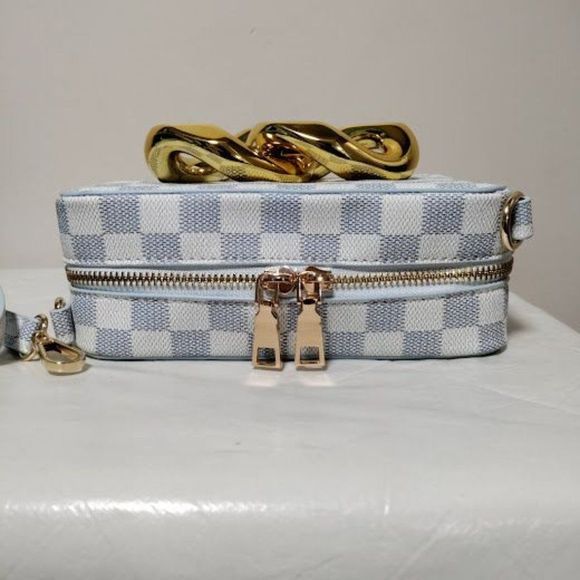 NWOT Gingham Cluth Bag Crossbody Bag with Gold Knotted Detail - Picture 6 of 7